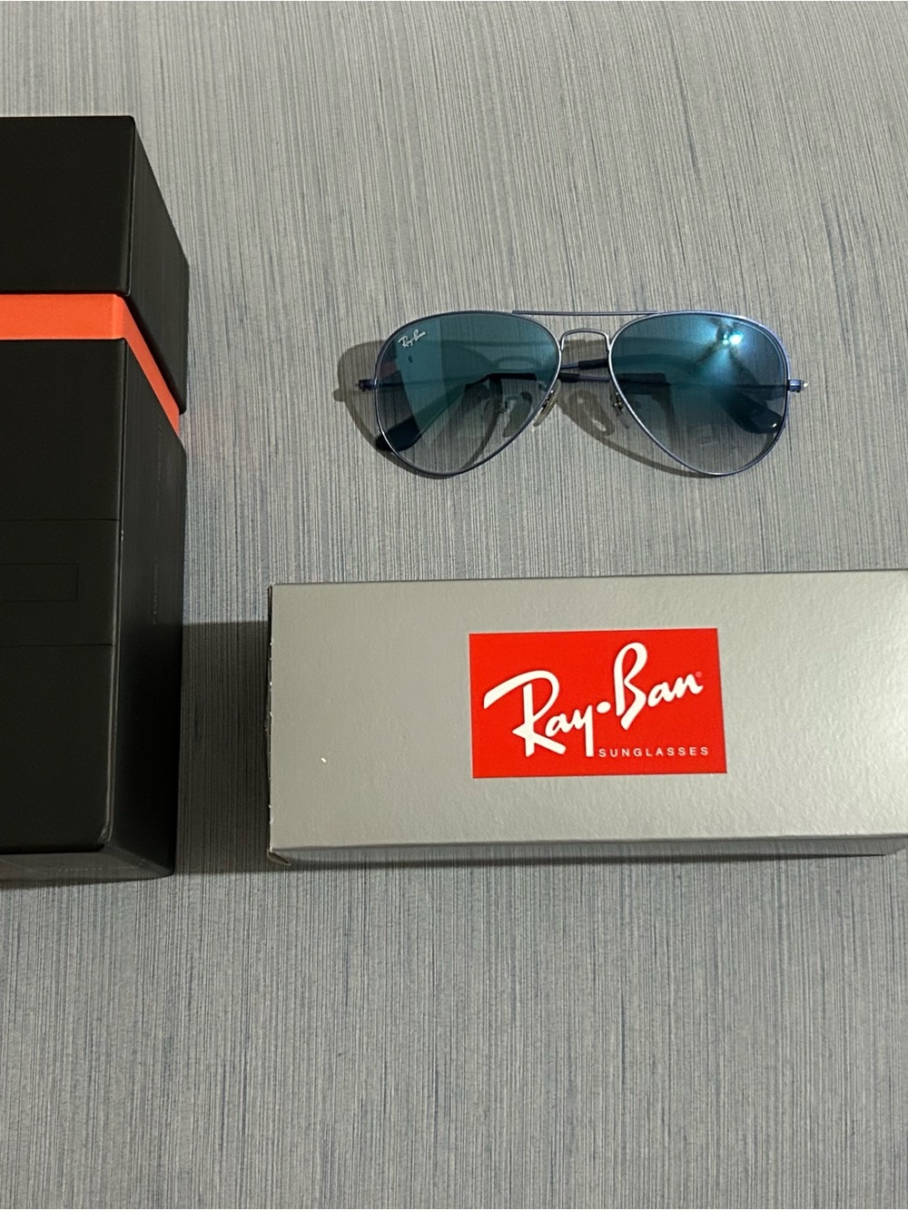 Ray-Ban Aviator Sunglasses with Blue Gradient Lenses and Silver Frame